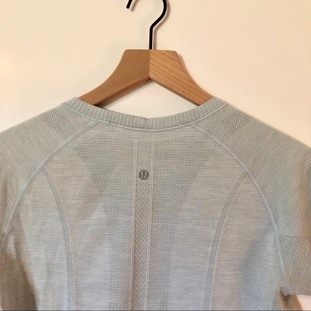 Lululemon active top see description about sizing!